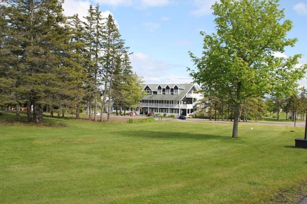 Inverary Baddeck