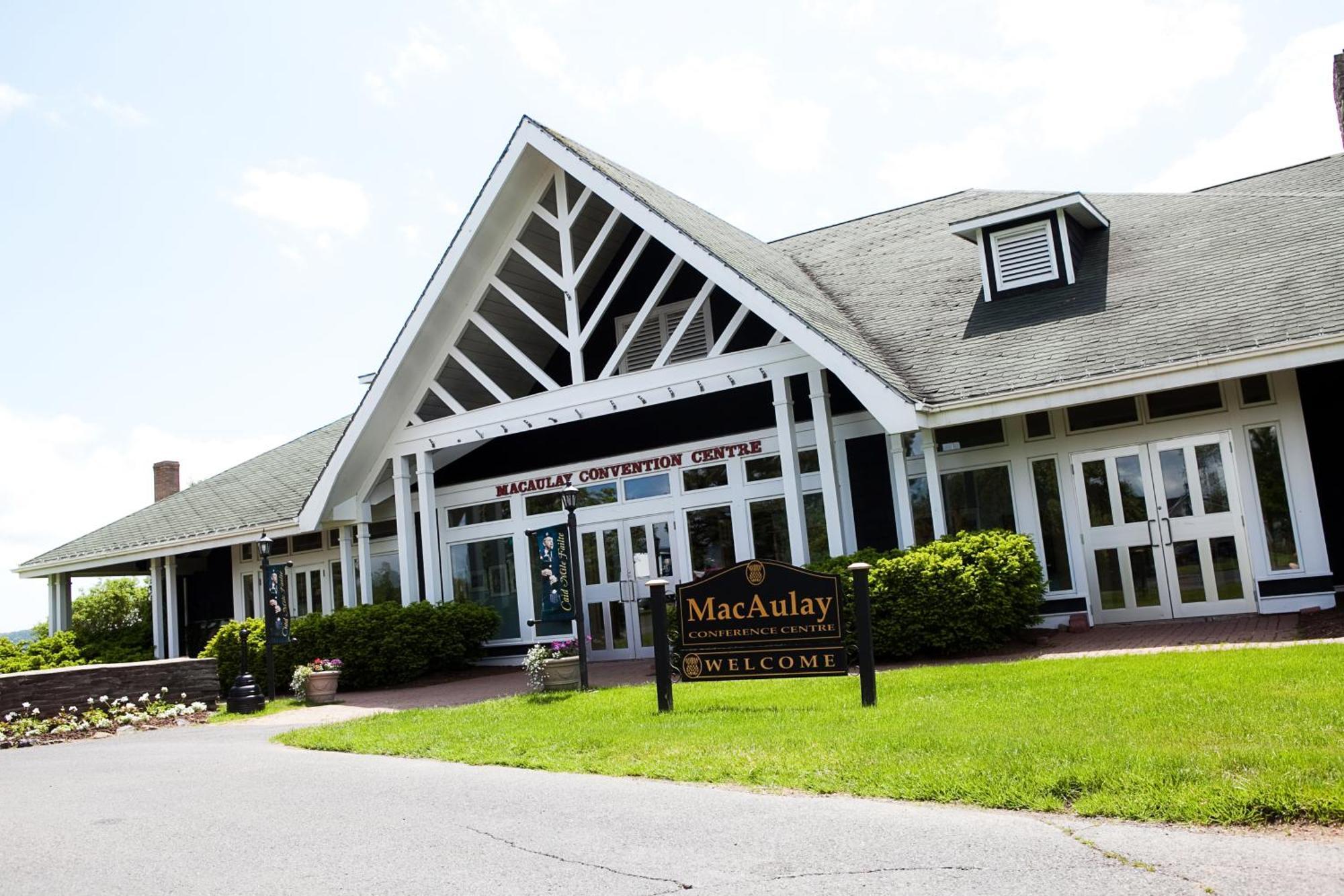 Inverary 3* Baddeck
